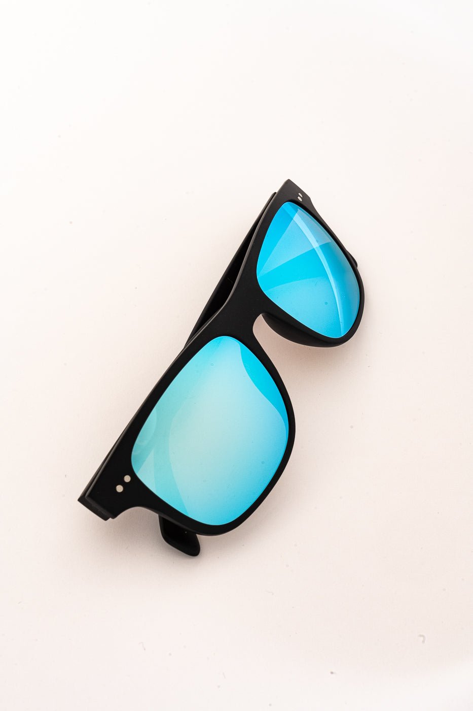 משקפי שמש ספורט ריצה לייף סטייל EDGE - תכלת